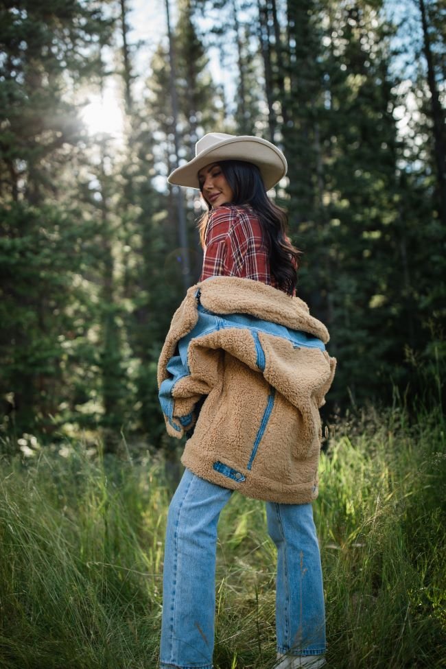 Picking Sides Medium Wash Sherpa Detail Oversized Denim Jacket SALE - Image 8