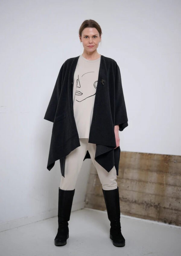Henriette Steffensen Soft Cape in Black