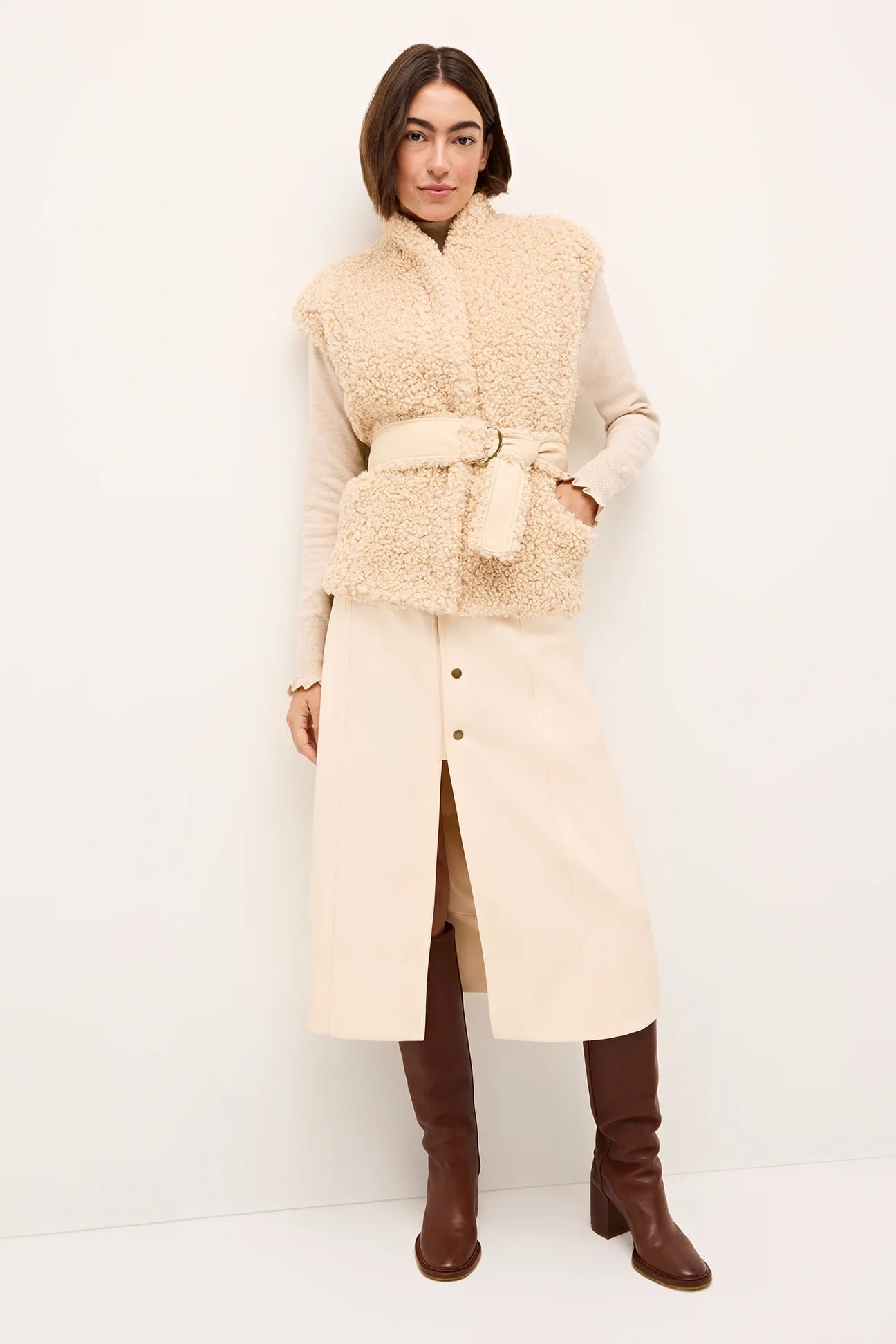 Marie Oliver Astrid Vest in Cream - Image 2